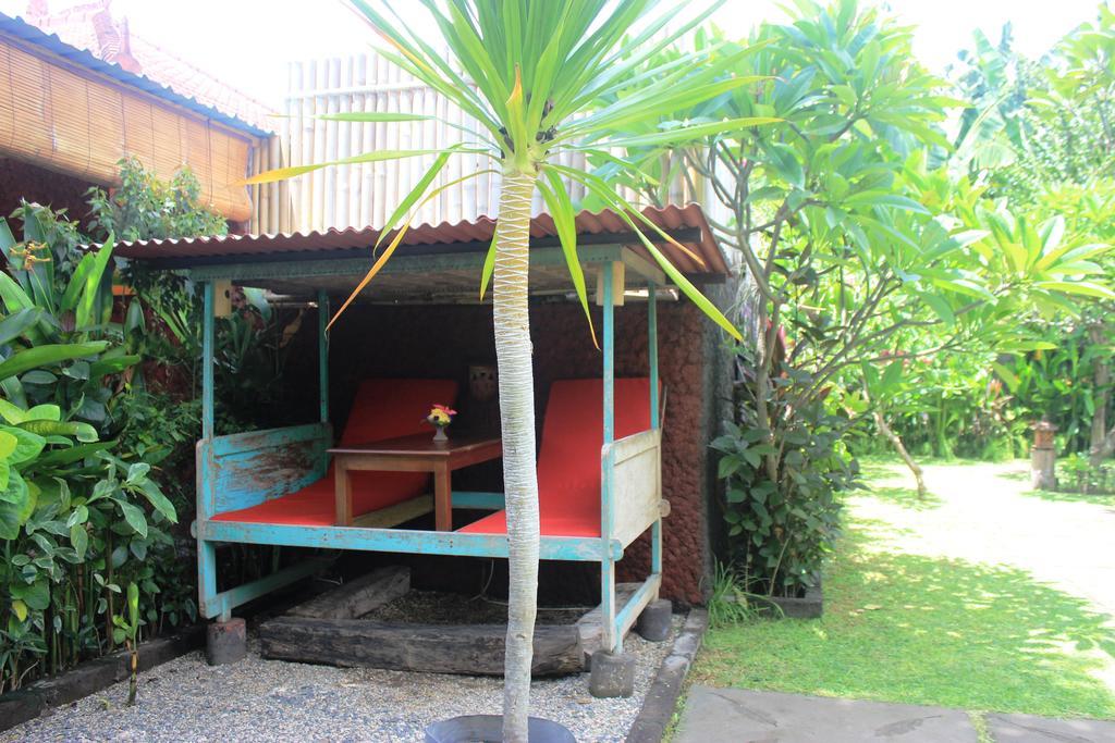 Pondok Shindu Guest House เปมูเตรัน ภายนอก รูปภาพ