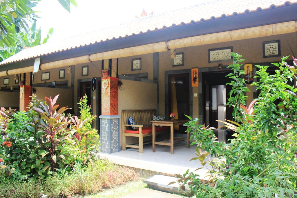 Pondok Shindu Guest House เปมูเตรัน ภายนอก รูปภาพ